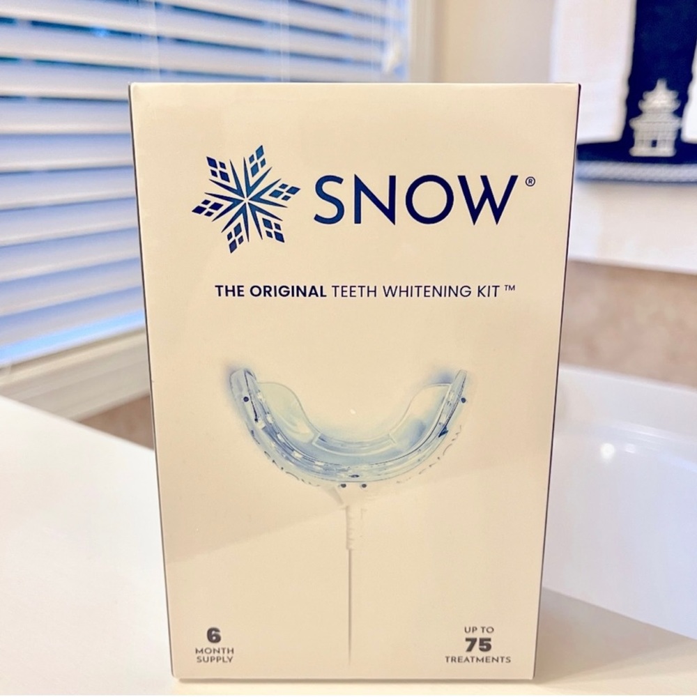 Teeth whitening system